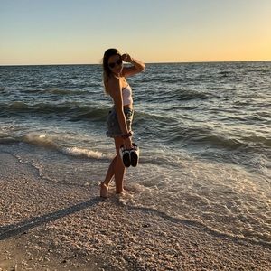 Meet your Posher, Courtney